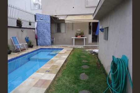 Casa à venda com 380m², 4 quartos e 3 vagas Casa à venda com 380m², 4 quartos e 3 vagasFoto 05