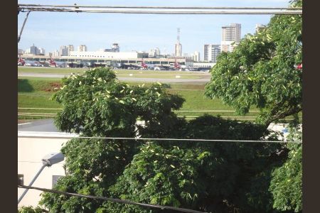 Casa à venda com 380m², 4 quartos e 3 vagas Casa à venda com 380m², 4 quartos e 3 vagasFoto 04