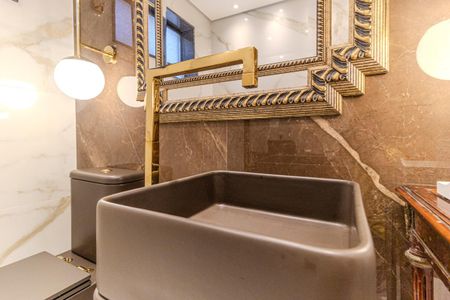 Apartamento à venda com 240m², 3 quartos e 3 vagasLavabo