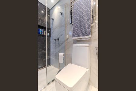 Apartamento à venda com 240m², 3 quartos e 3 vagasBanheiro da Suíte