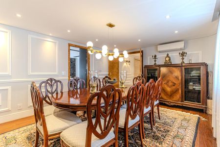 Apartamento à venda com 240m², 3 quartos e 3 vagasSala de Jantar
