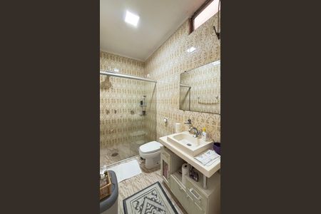 Casa à venda com 189m², 3 quartos e 2 vagas Casa à venda com 189m², 3 quartos e 2 vagasBanheiro Social