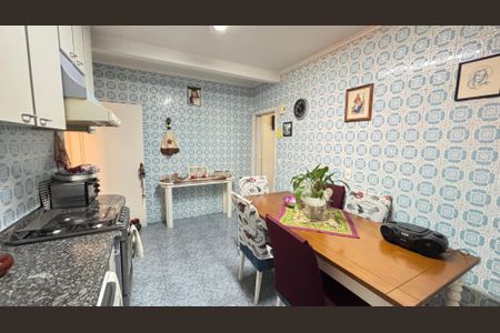 Casa à venda com 189m², 3 quartos e 2 vagas Casa à venda com 189m², 3 quartos e 2 vagasCozinha