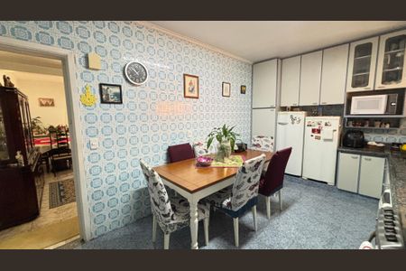 Casa à venda com 189m², 3 quartos e 2 vagas Casa à venda com 189m², 3 quartos e 2 vagasCozinha