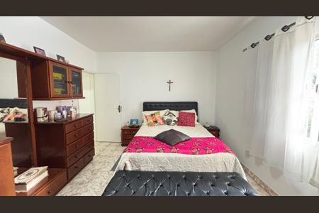 Casa à venda com 189m², 3 quartos e 2 vagas Casa à venda com 189m², 3 quartos e 2 vagasSuite