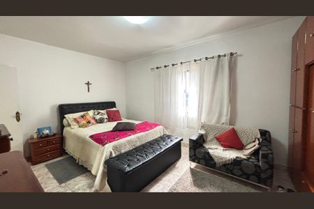 Casa à venda com 189m², 3 quartos e 2 vagas Casa à venda com 189m², 3 quartos e 2 vagasSuite