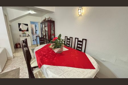 Casa à venda com 189m², 3 quartos e 2 vagas Casa à venda com 189m², 3 quartos e 2 vagasSala - Sala de Jantar