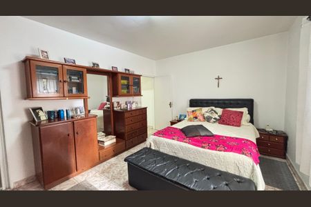 Casa à venda com 189m², 3 quartos e 2 vagas Casa à venda com 189m², 3 quartos e 2 vagasSuite