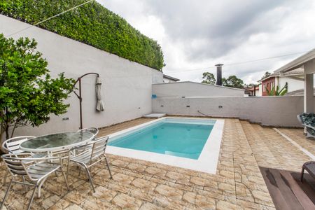 Casa de condomínio à venda com 290m², 3 quartos e 4 vagasPiscina