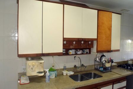 Apartamento à venda com 129m², 3 quartos e 2 vagasCozinha