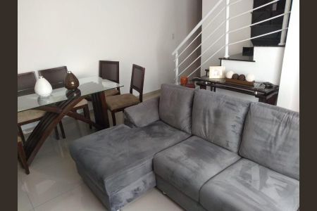 Casa à venda com 85m², 2 quartos e 3 vagas Casa à venda com 85m², 2 quartos e 3 vagasFoto 01