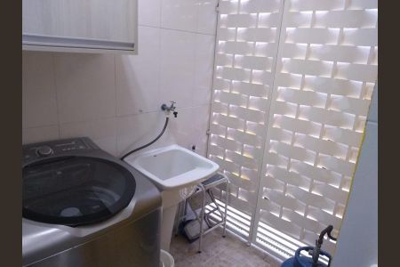 Casa à venda com 85m², 2 quartos e 3 vagas Casa à venda com 85m², 2 quartos e 3 vagasFoto 04