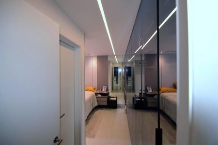 Apartamento à venda com 127m², 2 quartos e 2 vagasBanheiro da Suíte