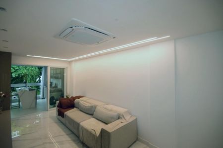 Apartamento à venda com 127m², 2 quartos e 2 vagasSala