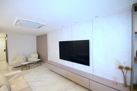 Apartamento à venda com 127m², 2 quartos e 2 vagasSala