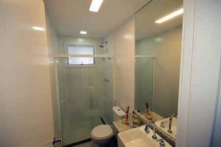 Apartamento à venda com 127m², 2 quartos e 2 vagasBanheiro Social