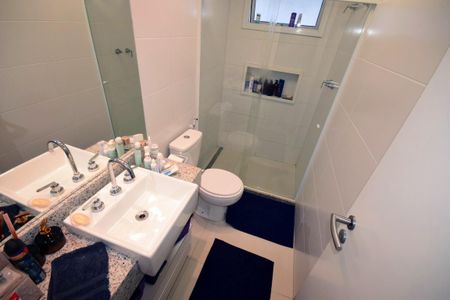 Apartamento à venda com 127m², 2 quartos e 2 vagasBanheiro da Suíte