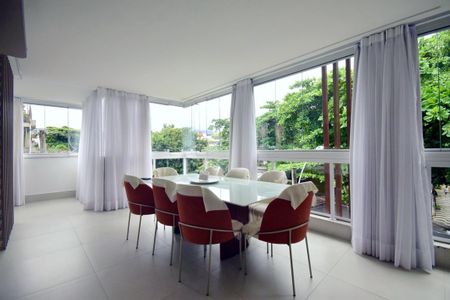 Apartamento à venda com 127m², 2 quartos e 2 vagasVaranda Gourmet