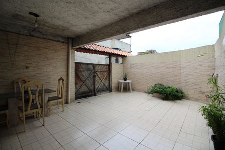 Casa à venda com 90m², 2 quartos e 2 vagasGaragem