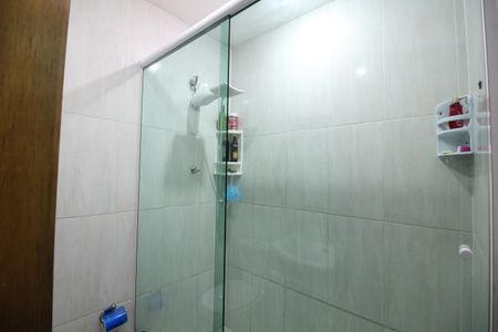 Casa à venda com 90m², 2 quartos e 2 vagasBanheiro Social