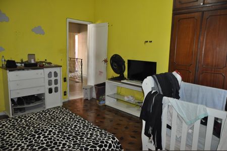 Casa à venda com 300m², 4 quartos e 4 vagasQuarto 2