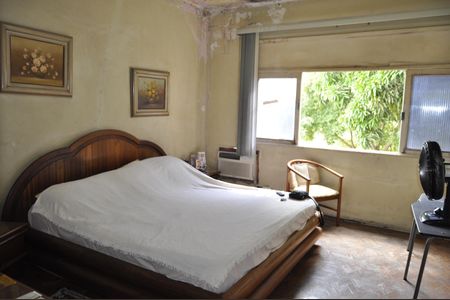 Casa à venda com 300m², 4 quartos e 4 vagasQuarto