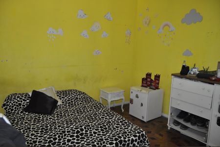 Casa à venda com 300m², 4 quartos e 4 vagasQuarto 2