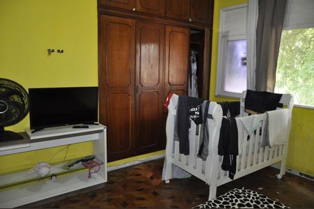 Casa à venda com 300m², 4 quartos e 4 vagasQuarto 2