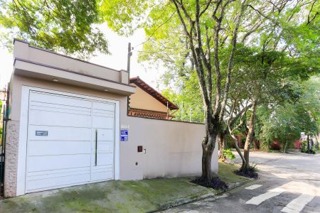 Casa para alugar com 181m², 2 quartos e 2 vagasFachada/Placa