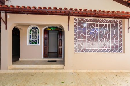 Casa para alugar com 181m², 2 quartos e 2 vagasÁrea comum