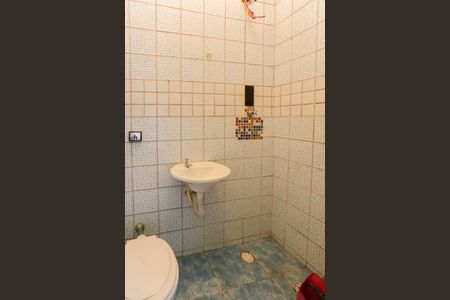 Casa para alugar com 181m², 2 quartos e 2 vagasBanheiro de Serviço