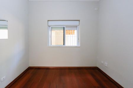 Casa para alugar com 181m², 2 quartos e 2 vagasQuarto 