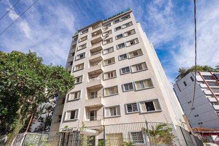 Apartamento à venda com 61m², 2 quartos e 1 vaga Apartamento à venda com 61m², 2 quartos e 1 vagaFachada
