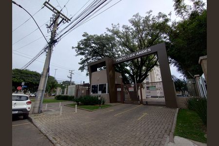 Apartamento à venda com 44m², 2 quartos e 1 vaga Apartamento à venda com 44m², 2 quartos e 1 vagaFachada e Portaria