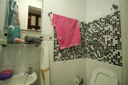 Apartamento à venda com 120m², 3 quartos e 2 vagas Apartamento à venda com 120m², 3 quartos e 2 vagasBanheiro de Serviço