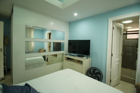 Apartamento à venda com 120m², 3 quartos e 2 vagas Apartamento à venda com 120m², 3 quartos e 2 vagasSuíte 1