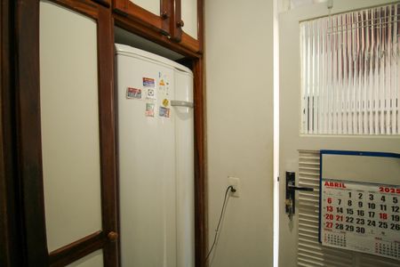 Apartamento à venda com 120m², 3 quartos e 2 vagas Apartamento à venda com 120m², 3 quartos e 2 vagasQuarto de Serviço