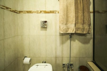 Apartamento à venda com 120m², 3 quartos e 2 vagas Apartamento à venda com 120m², 3 quartos e 2 vagasBanheiro da Suíte 1