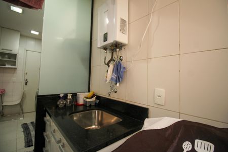 Apartamento à venda com 120m², 3 quartos e 2 vagas Apartamento à venda com 120m², 3 quartos e 2 vagasÁrea de Serviço