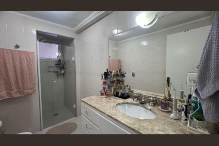 Apartamento à venda com 114m², 3 quartos e sem vagaBanheiro 2