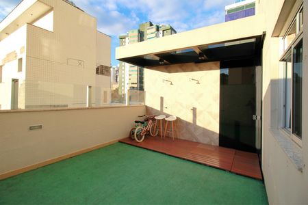 Apartamento à venda com 364m², 4 quartos e 4 vagasÁrea comum
