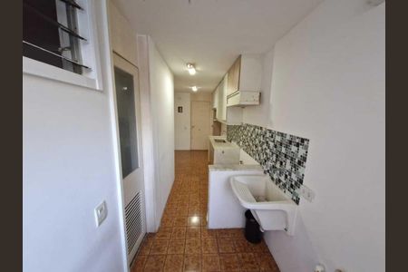 Apartamento à venda com 65m², 1 quarto e 1 vaga