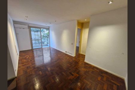 Apartamento à venda com 65m², 1 quarto e 1 vaga
