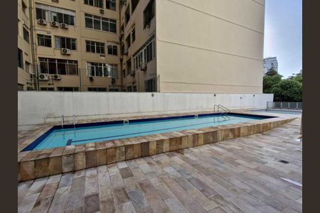 Apartamento à venda com 65m², 1 quarto e 1 vaga