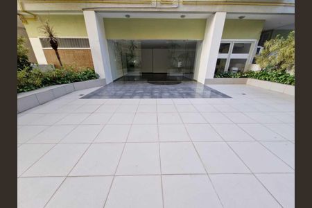 Apartamento à venda com 65m², 1 quarto e 1 vaga