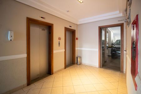 Apartamento à venda com 62m², 2 quartos e 1 vagaHall de entrada