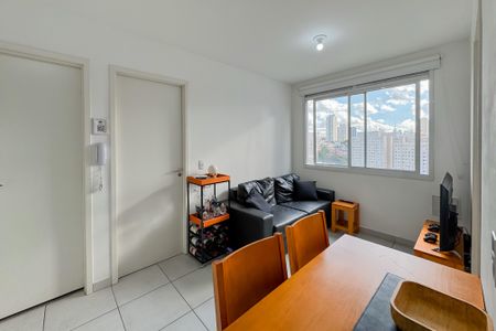 Apartamento à venda com 34m², 1 quarto e 1 vaga Apartamento à venda com 34m², 1 quarto e 1 vagaSala