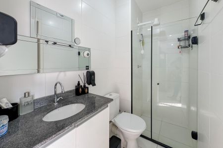 Apartamento à venda com 34m², 1 quarto e 1 vaga Apartamento à venda com 34m², 1 quarto e 1 vagaBanheiro