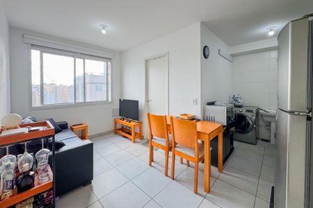 Apartamento à venda com 34m², 1 quarto e 1 vaga Apartamento à venda com 34m², 1 quarto e 1 vagaSala