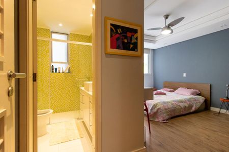 Apartamento para alugar com 240m², 4 quartos e 2 vagas Apartamento para alugar com 240m², 4 quartos e 2 vagasSuíte